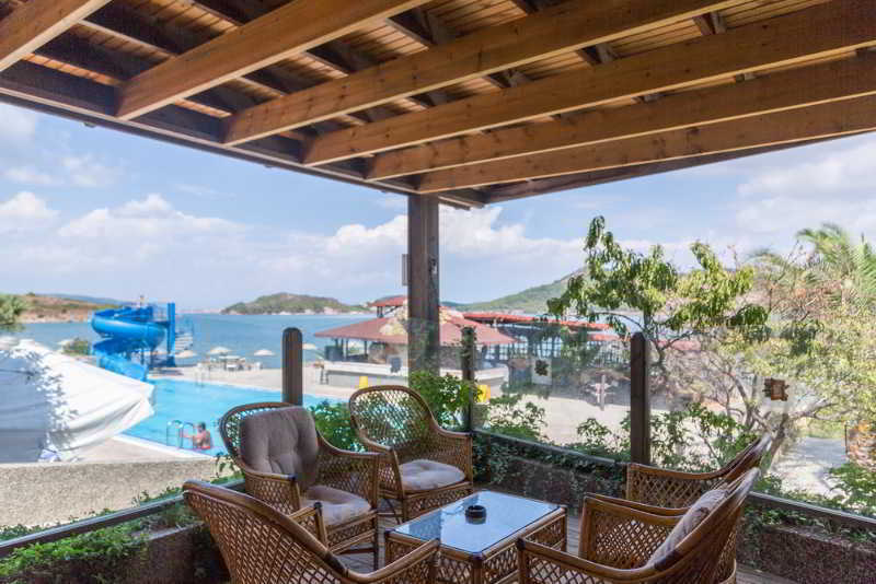 Ayvalik Beach Hotel Exterior photo