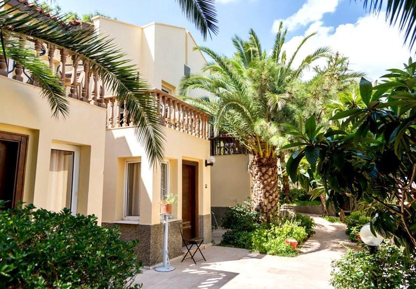Ayvalik Beach Hotel Exterior photo